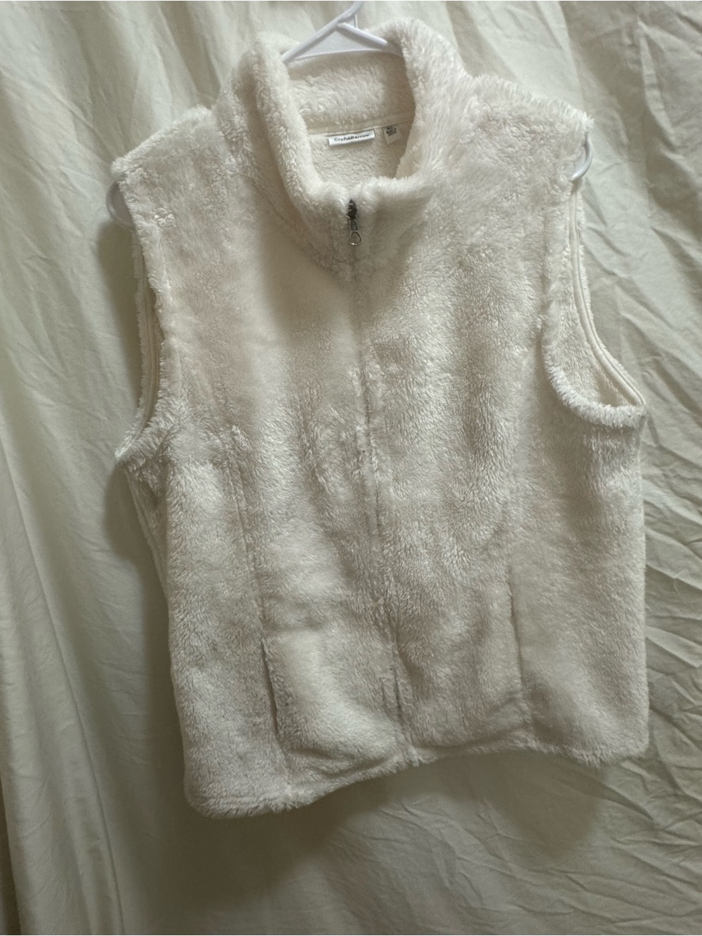 Plush Sleeveless Zip-Up Vest - Cream